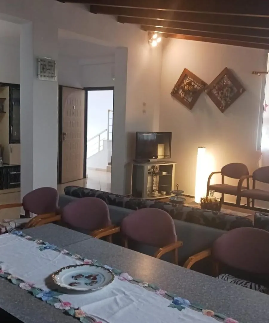 Villa Elia Vlorë 0*,